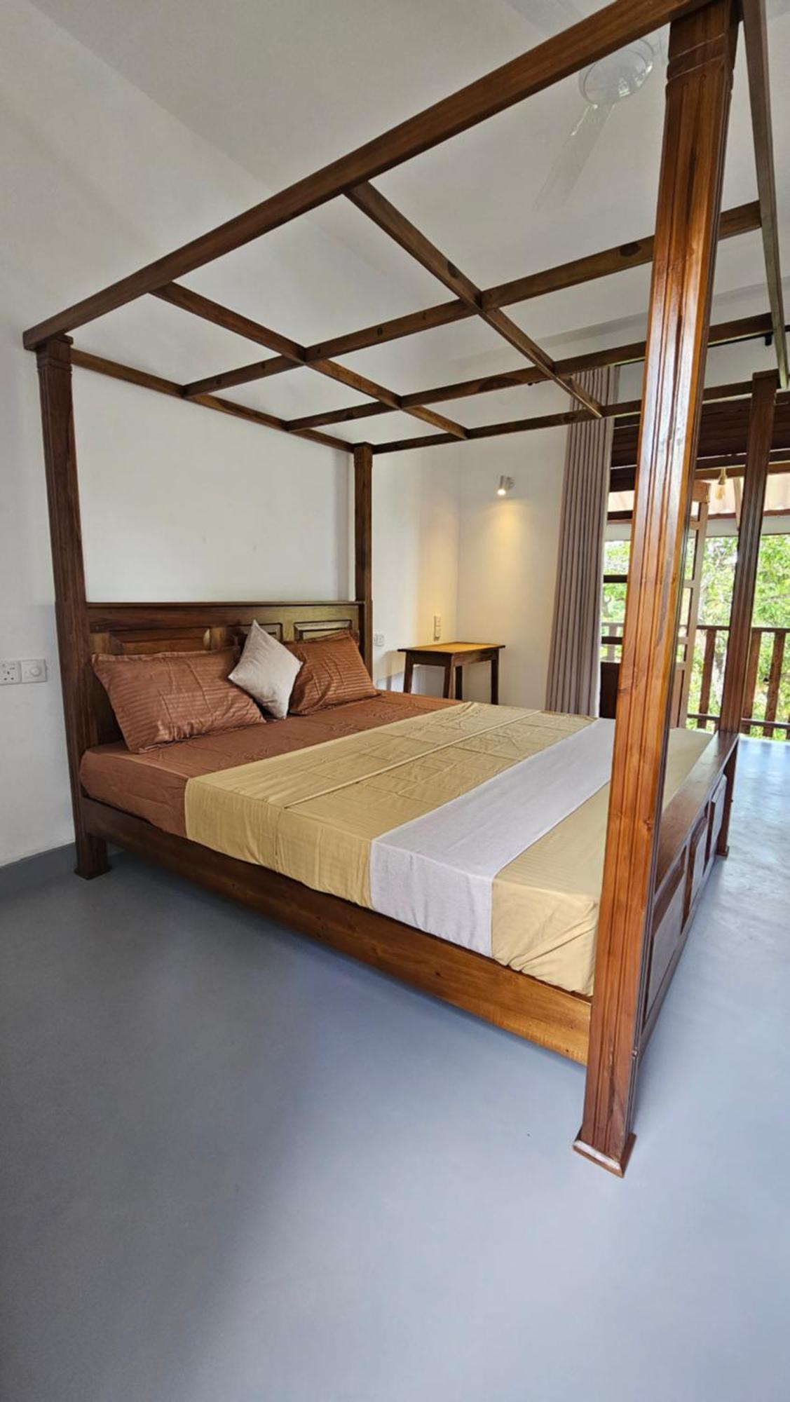 Hotel Pearl Gardens Midigama East Exterior foto