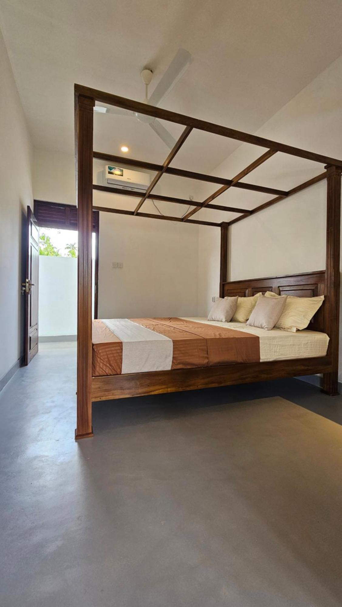 Hotel Pearl Gardens Midigama East Exterior foto